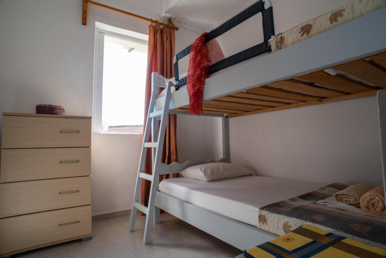 Apartment Dina Almyrida (Crete)